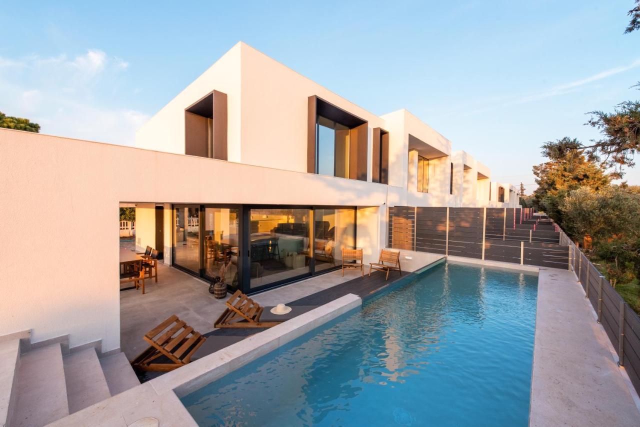 Serene Seafront Villas Néa Iráklia Eksteriør bilde