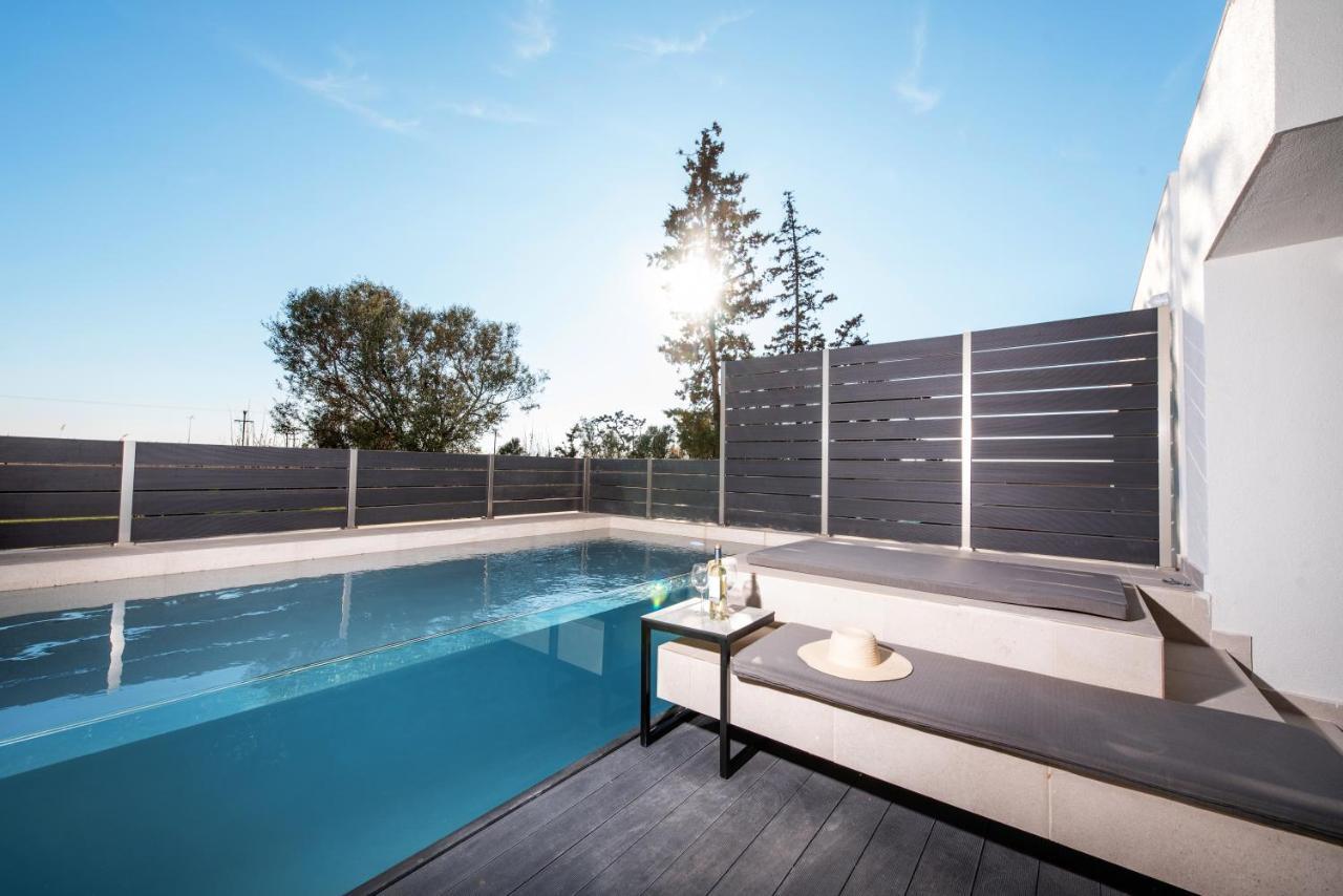 Serene Seafront Villas Néa Iráklia Eksteriør bilde