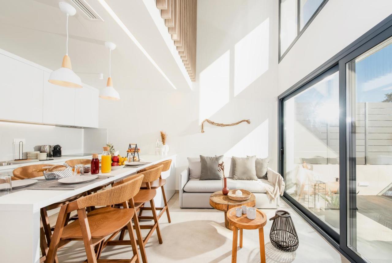Serene Seafront Villas Néa Iráklia Eksteriør bilde