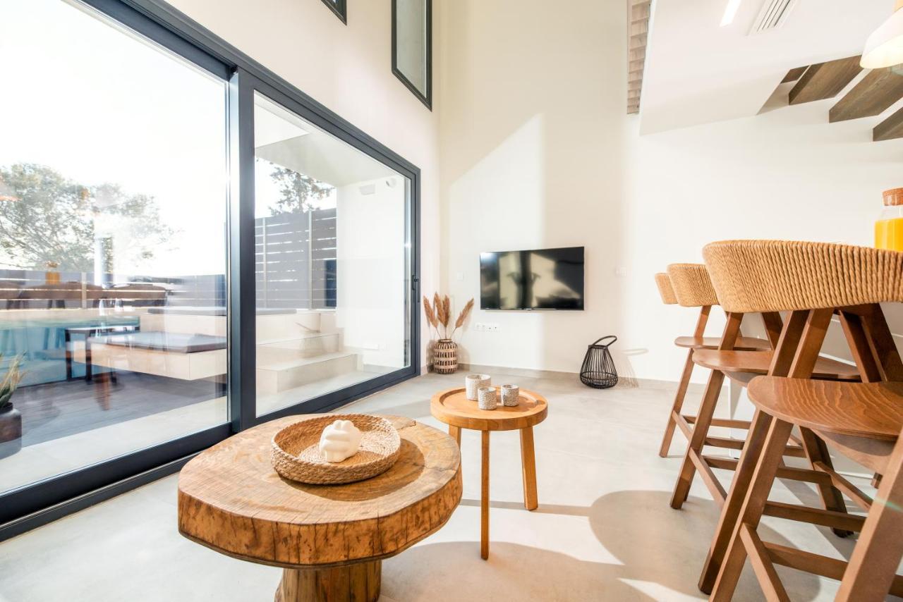 Serene Seafront Villas Néa Iráklia Eksteriør bilde